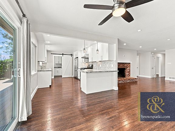 4th image of 1042 Madison Ave #I
