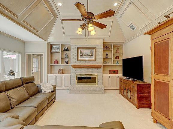 3rd image of 7229 Harvey Ln