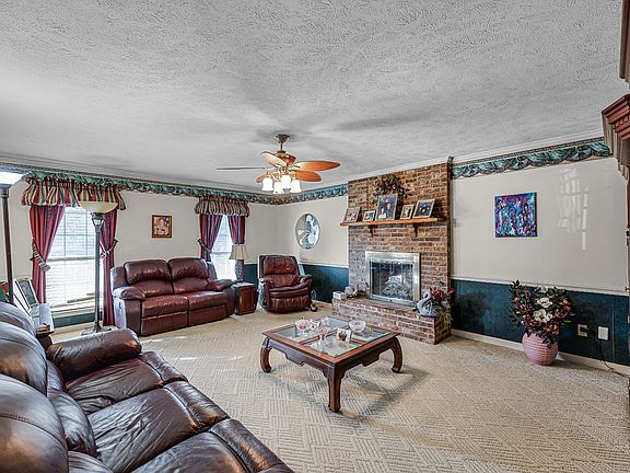 4th image of 336 Turner Loop Rd
