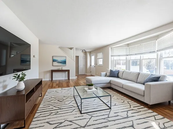 4 Rowe Ct Unit 4, Roslindale, MA 02131