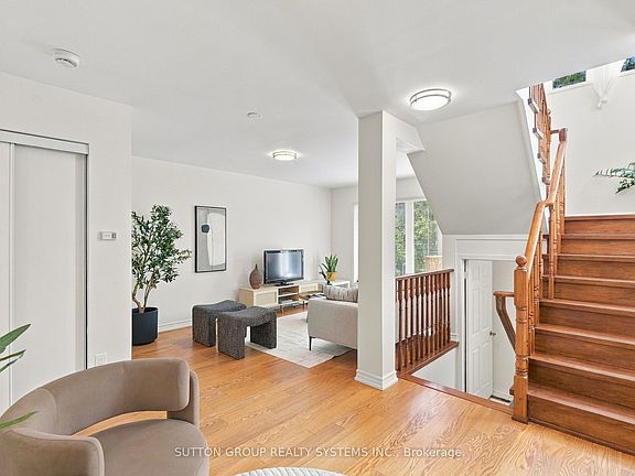 5th image of 120 Tarragona Blvd