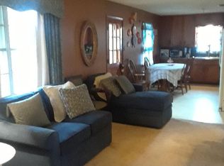 925 Acorn St, Bedford, TX 76022