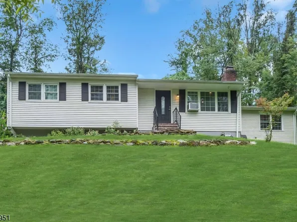 3 Vanderhoof Ct, Vernon Twp., NJ 07462