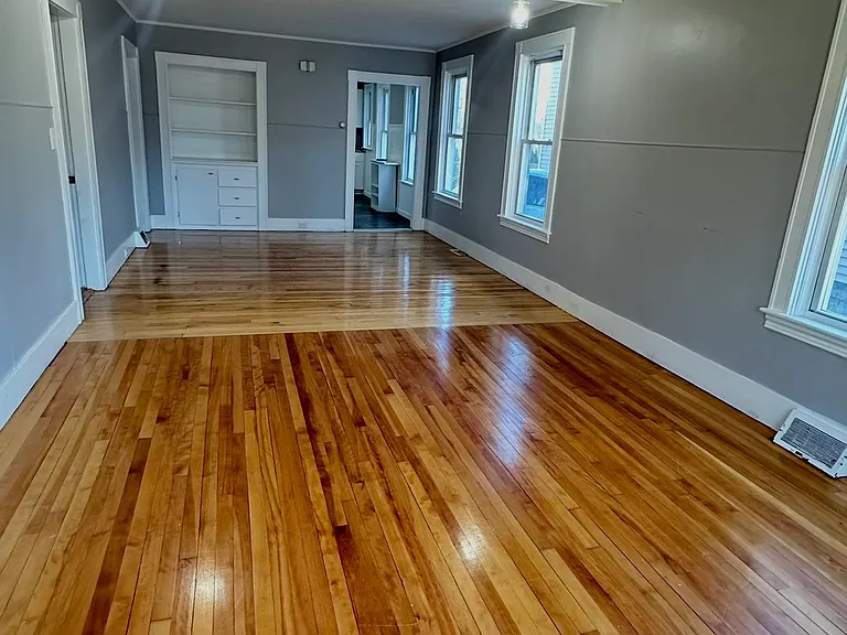 377 Main St #1 — Photo 7