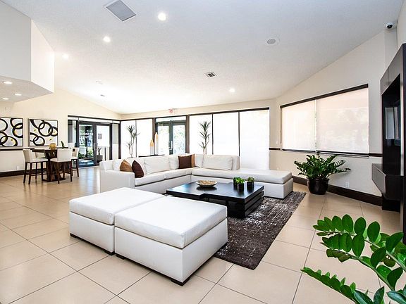 4th image of 3505 W Atlantic Blvd #707