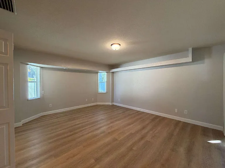 4847 Luther Ave — Photo 13