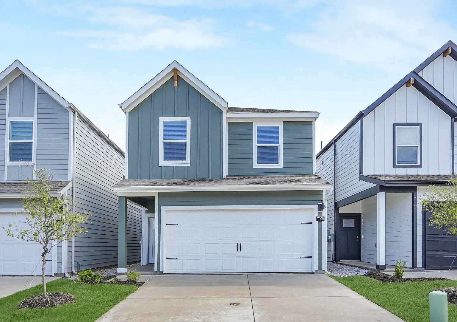 7009 Moonflower Ln — Photo 2