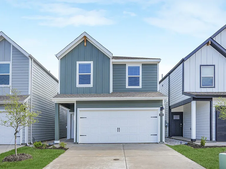 7009 Moonflower Ln — Photo 2