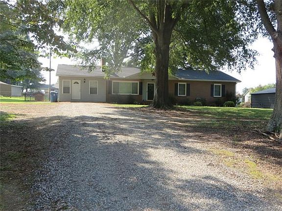 2nd image of 7895 Barkley Rd
