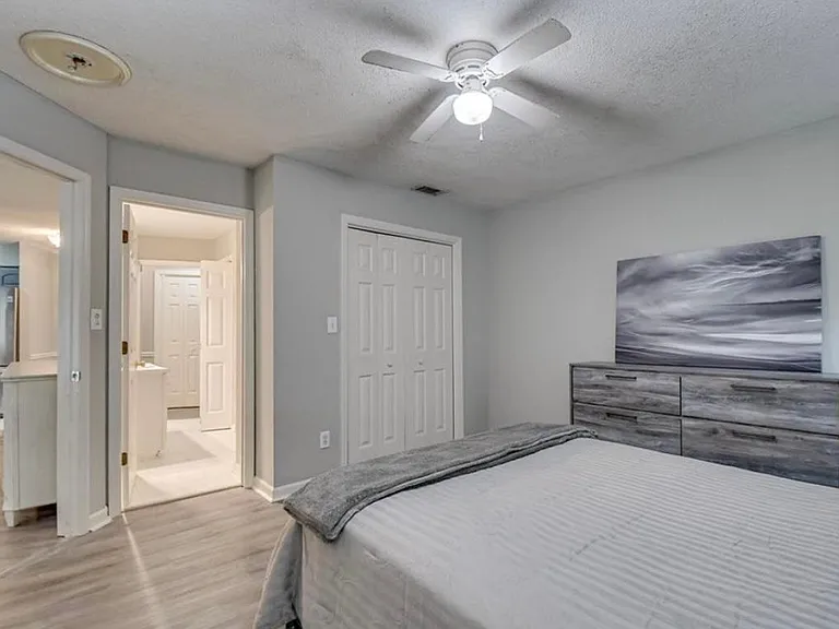 Colony Place Dr — Photo 6