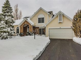 84 Churchview Ln, Pittsford, NY 14534