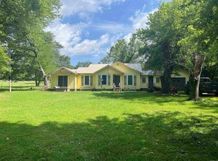 53 Wood Ln, Delaware, AR 72835