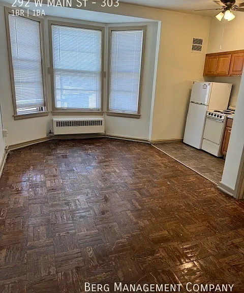 292 W Main St #303 — Photo 2