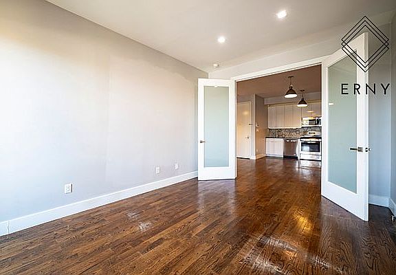 5th image of 911 Broadway #4