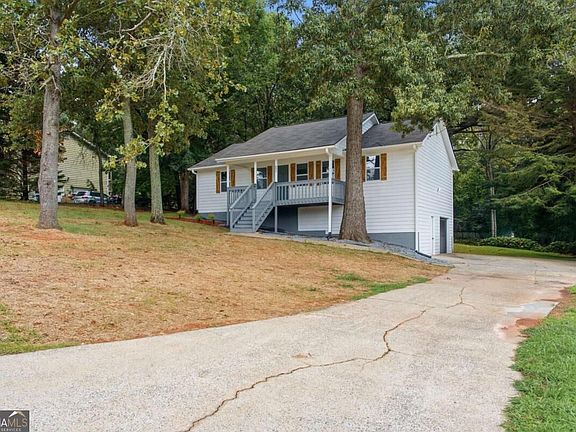 3rd image of 431 Woodland St