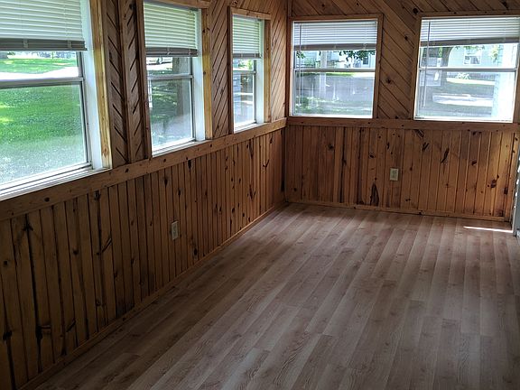 Back door enters into 3 seasonporch