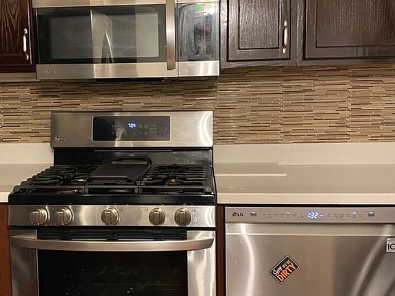 4th image of 1815 Williamsburg Dr #1815