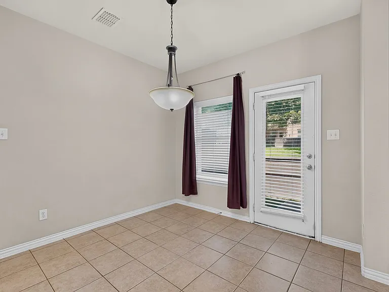8712 San Bernard St — Photo 24