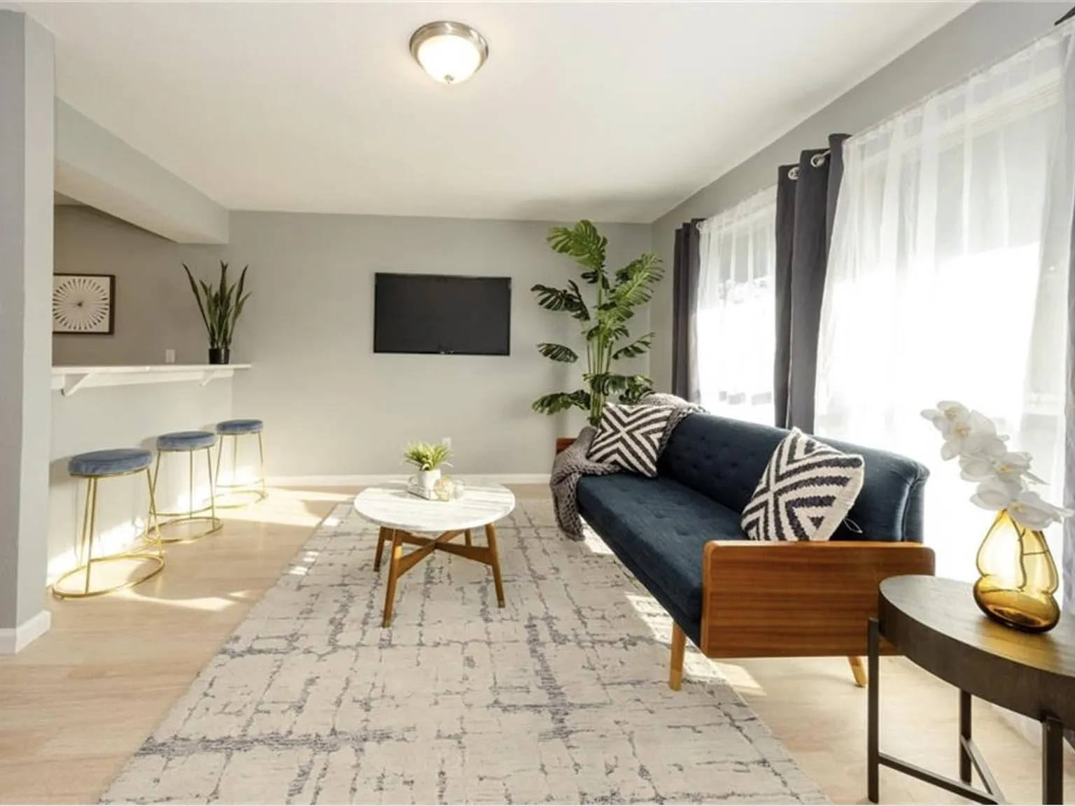1 bed, 1.5 bath, 4568 sqft, $875 — Photo 4