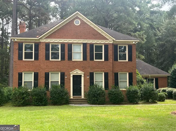 121 Olde Towne Dr, Statesboro, GA 30458