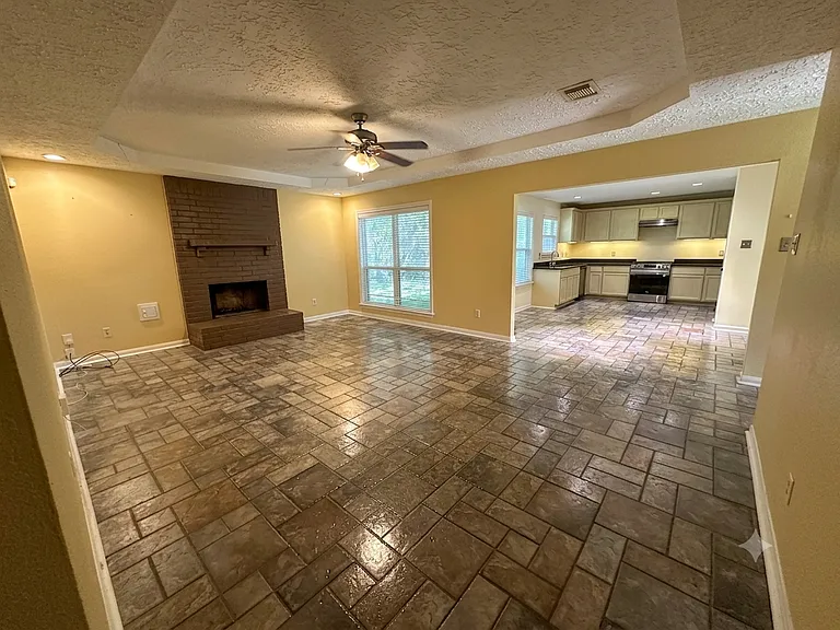 18066 Forest Cedars Dr — Photo 12
