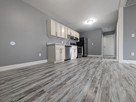 2nd image of 64 Howard St #2F