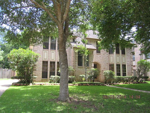 1st image of 330 Banyan Dr