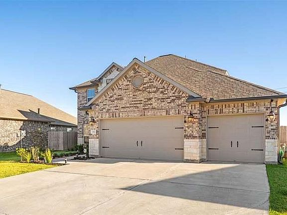 3rd image of 23422 Bordeaux Dr
