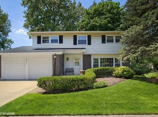 1012 N Hemlock Ln, Mount Prospect, IL