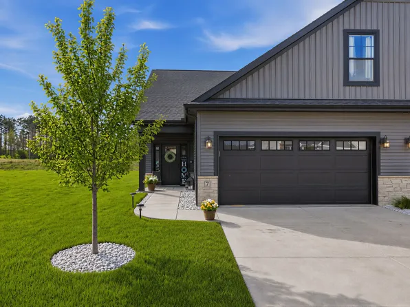 7 Prairie Trl, Monticello, IL 61856