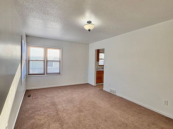 4th image of 525 12th St NW