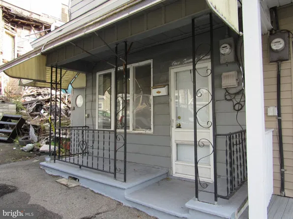 129 N Chestnut St, Shenandoah, PA 17976