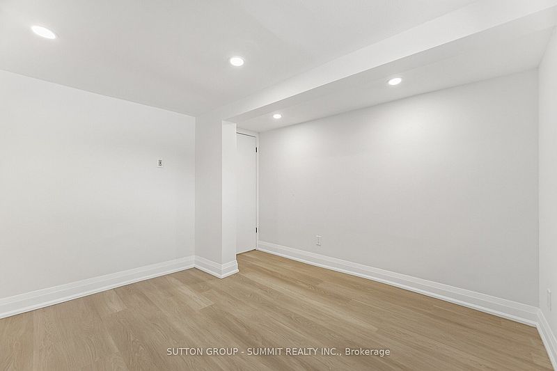 Toronto House for rent - 3 Bedrooms — photo 31