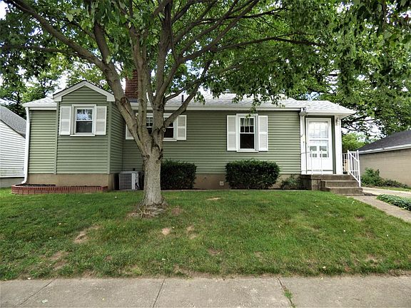 2nd image of 1341 Fenton Ave