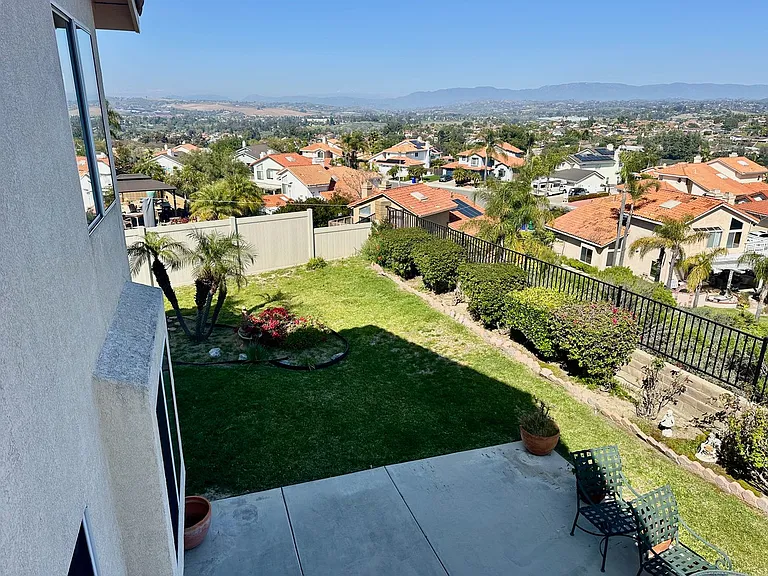 5155 Avenida De La Plata — Photo 12