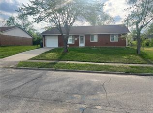 1211 Glennelle Dr, Dayton, OH 45417