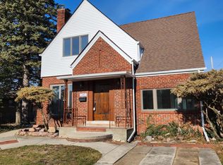 245 Fairbanks Pl, Munster, IN 46321
