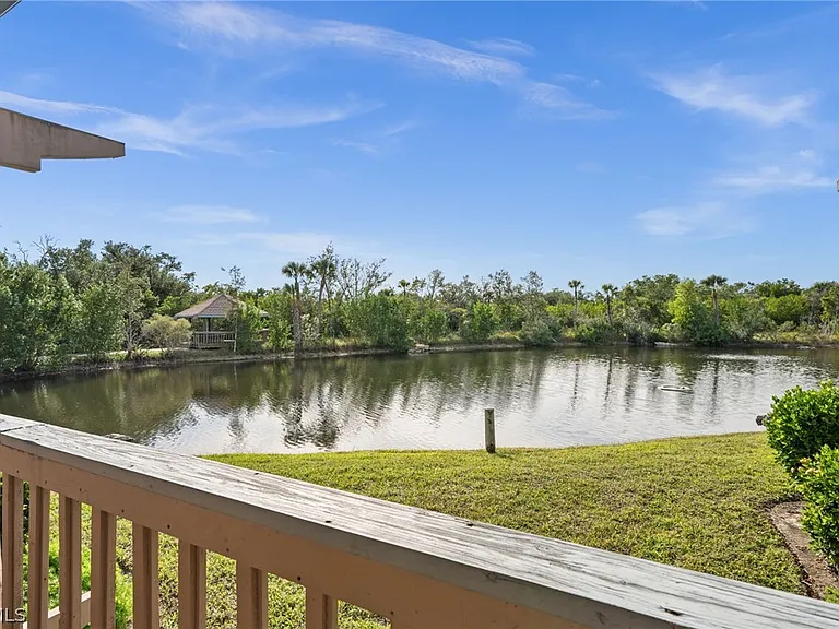 17611 Marco Island Ln — Photo 37