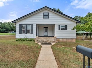 346 School St, Valley Head, AL 35989