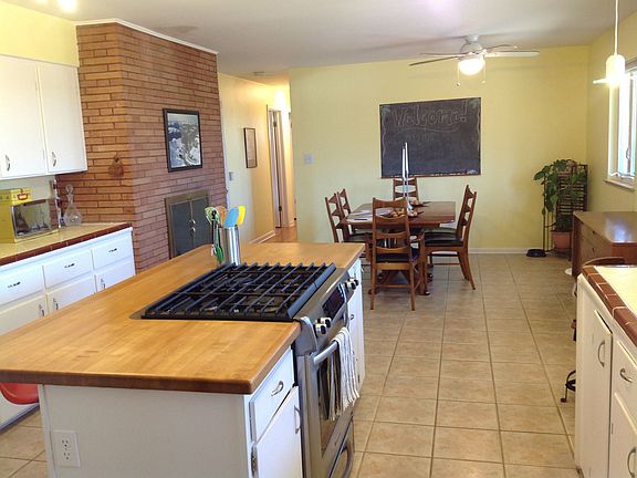 Kitchen & Dining Room