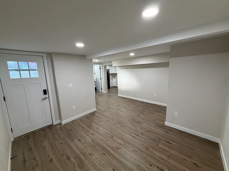 524 N 8th Ave #A — Photo 2
