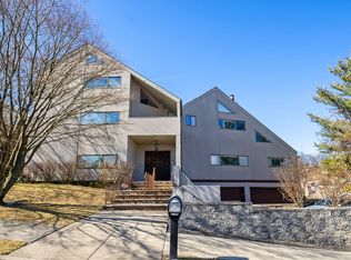 30 Ridge Ave, Staten Island, NY 10304