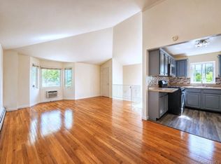 9303 91st Ave, Woodhaven, NY 11421