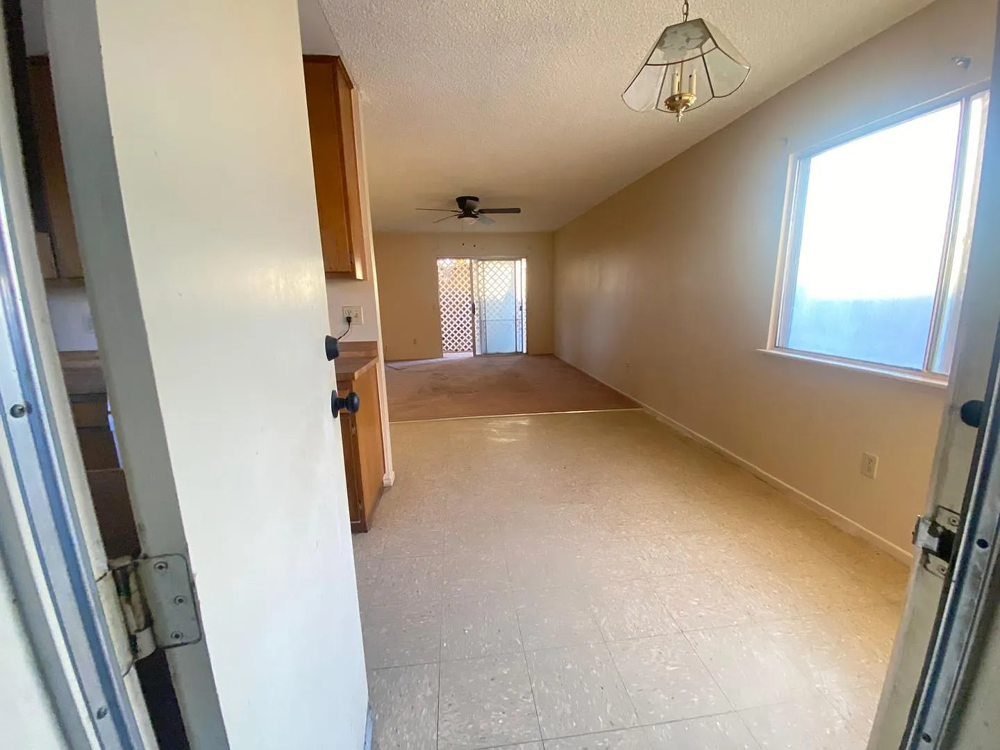 4 Bedroom Home On Large Lot — Photo 3