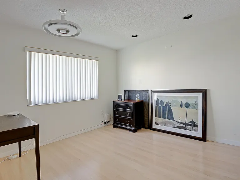 4230 Deste Ct #303 — Photo 8