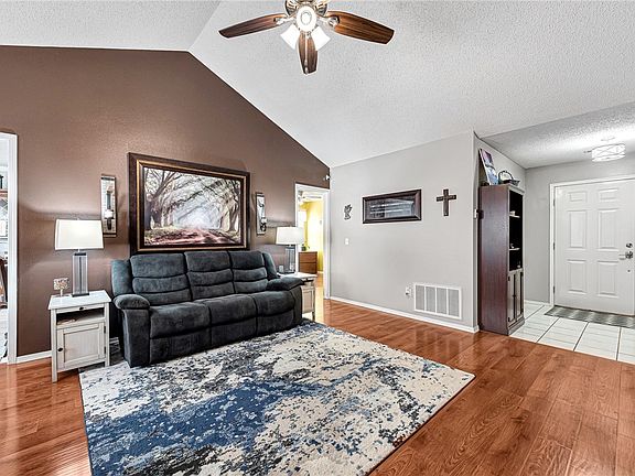 5th image of 1707 S Beth Dr