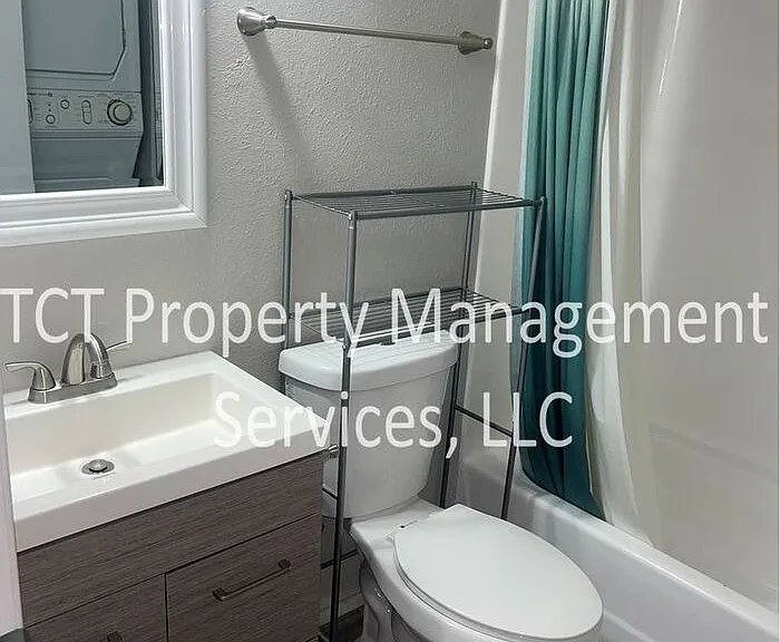 286 W Palomino Dr #135 — Photo 8