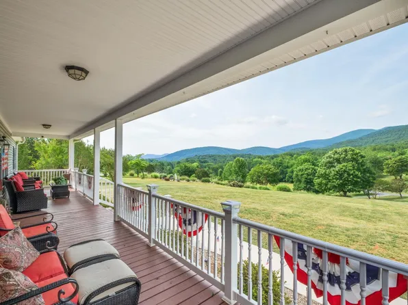 158 Apple Ln, Afton, VA 22920