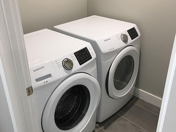 3rd image of 4400 N 36th Pl #108
