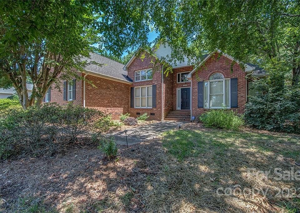 1st image of 1818 Chesterfield Dr